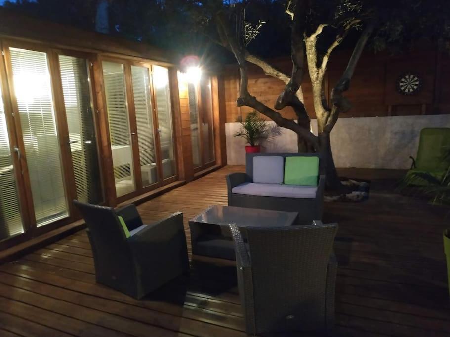Studio Jacuzzi Prive A 8 Min A Pied De La Plage Διαμέρισμα Λα Σιοτά Εξωτερικό φωτογραφία