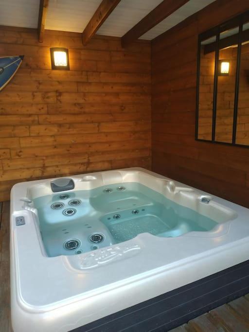 Studio Jacuzzi Prive A 8 Min A Pied De La Plage Διαμέρισμα Λα Σιοτά Εξωτερικό φωτογραφία